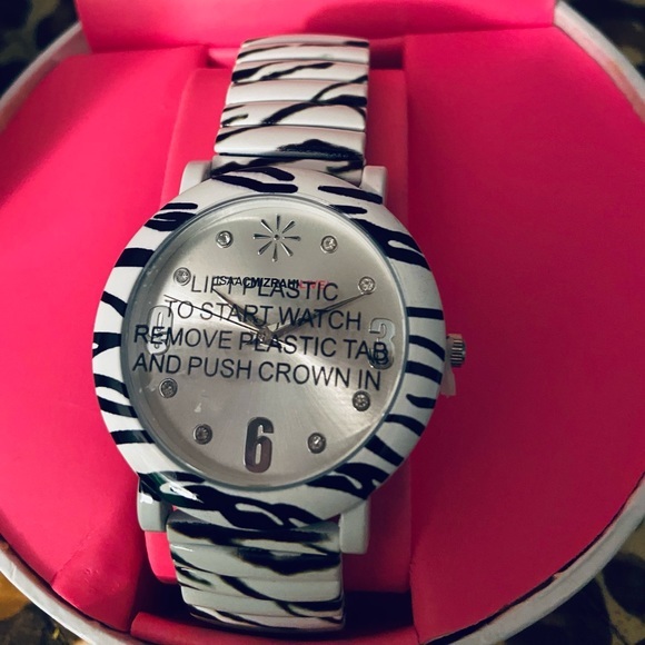 Isaac Mizrahi Live Crystal Bezel Animal Print Bracelet Band - Picture 3 of 7